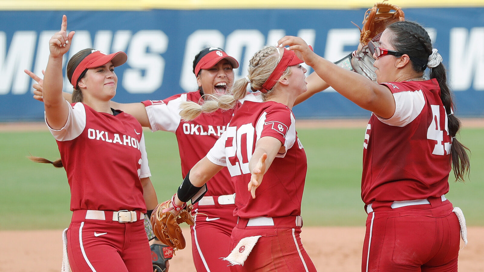 2021 College World Series NCAA Division I softball 2021 Women's